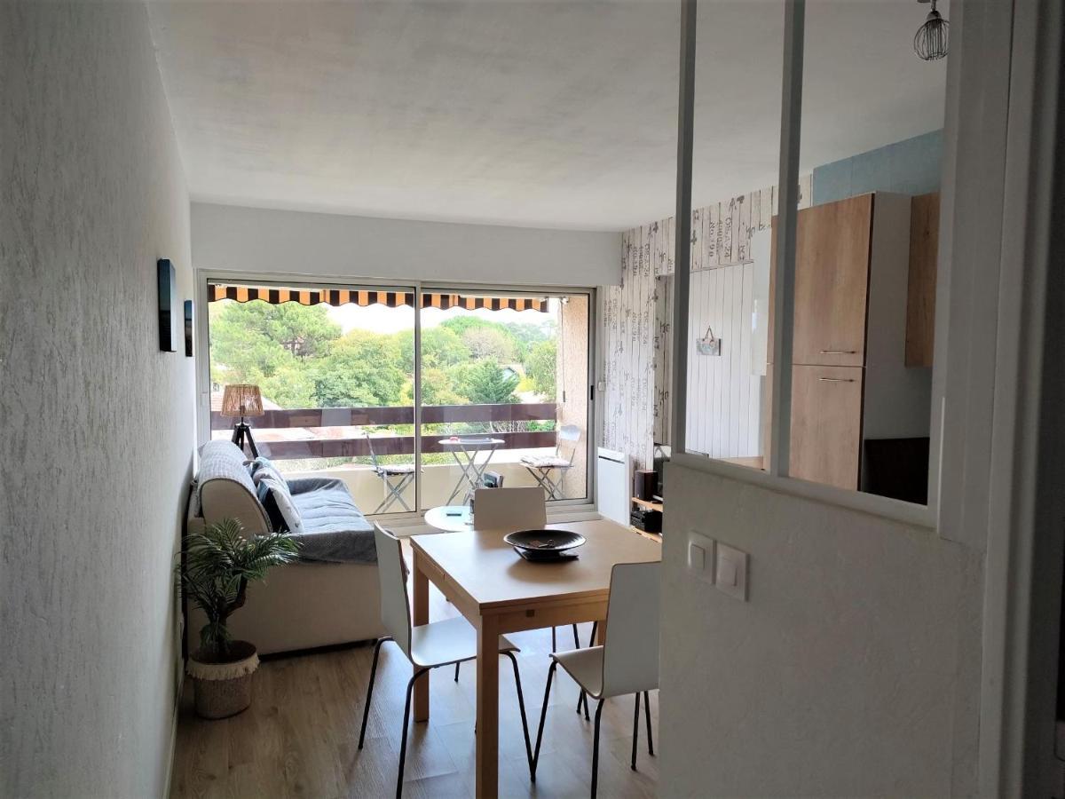 Appartement T2 situation exceptionnelle sur le port ostréicole d'Andernos Extérieur photo